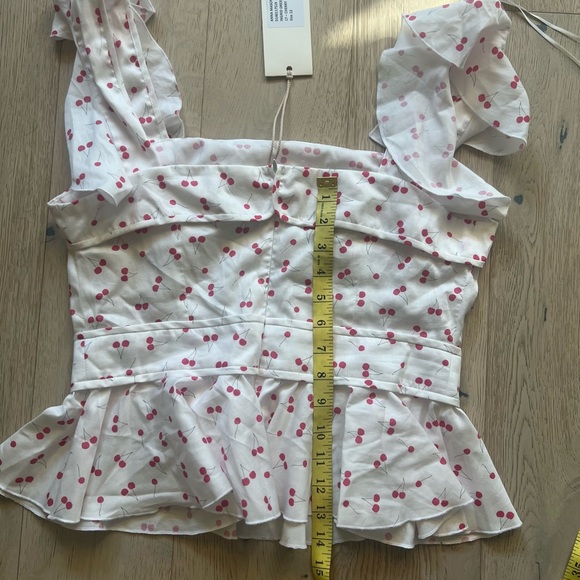 Elegant Floral Ruffle Set - Picture 6 of 6